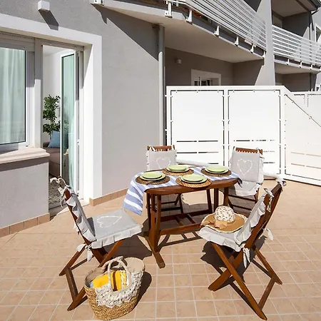 Appartamenti Villa Miramare Rimini Exterior photo