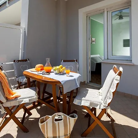 Appartamenti Villa Miramare Rimini Exterior photo