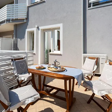 Appartamenti Villa Miramare Rimini Exterior photo
